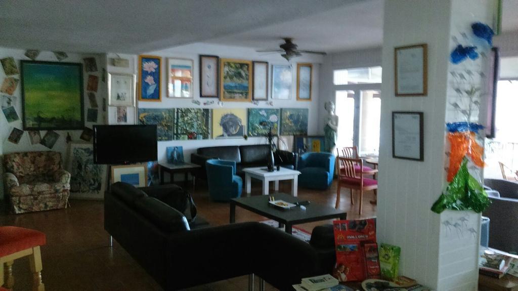 Hostal Flamenco Can Picafort  Buitenkant foto