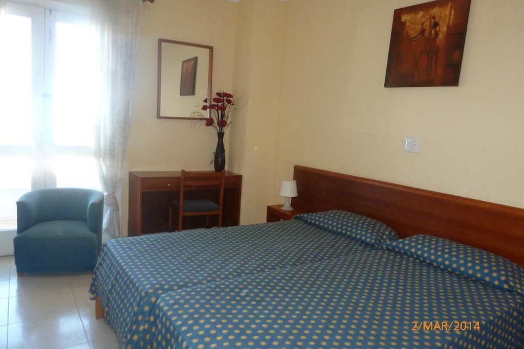 Hostal Flamenco Can Picafort  Kamer foto